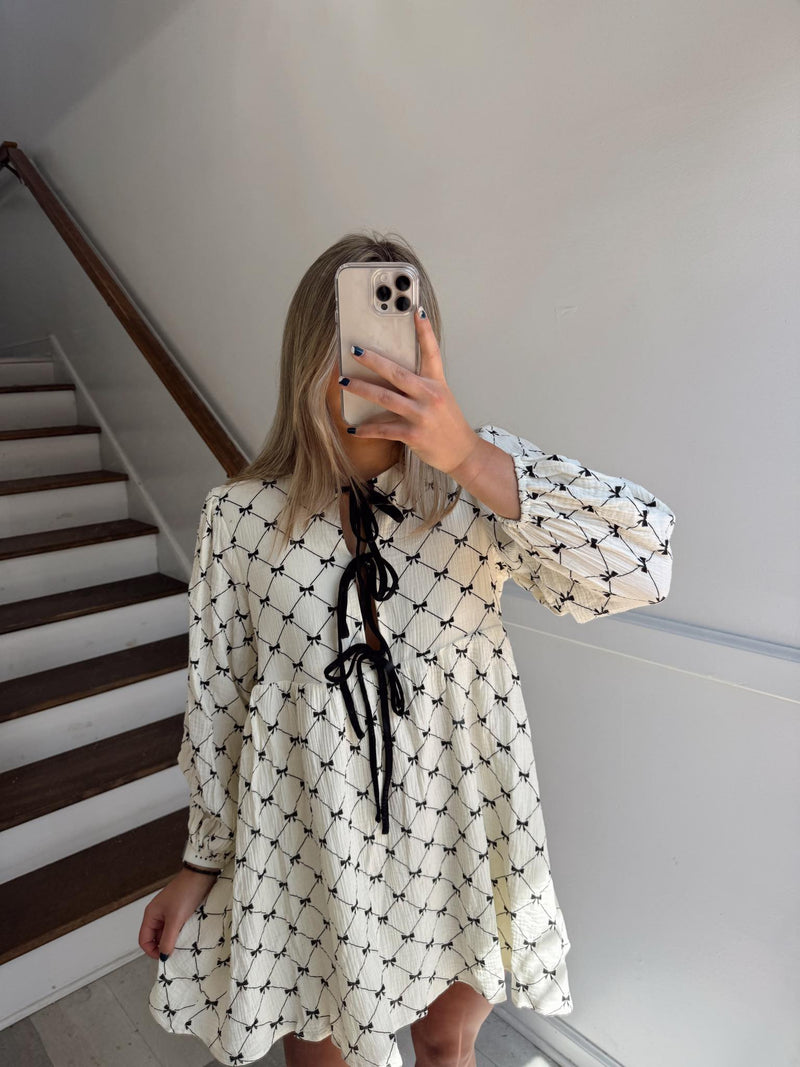 Bow mini dress