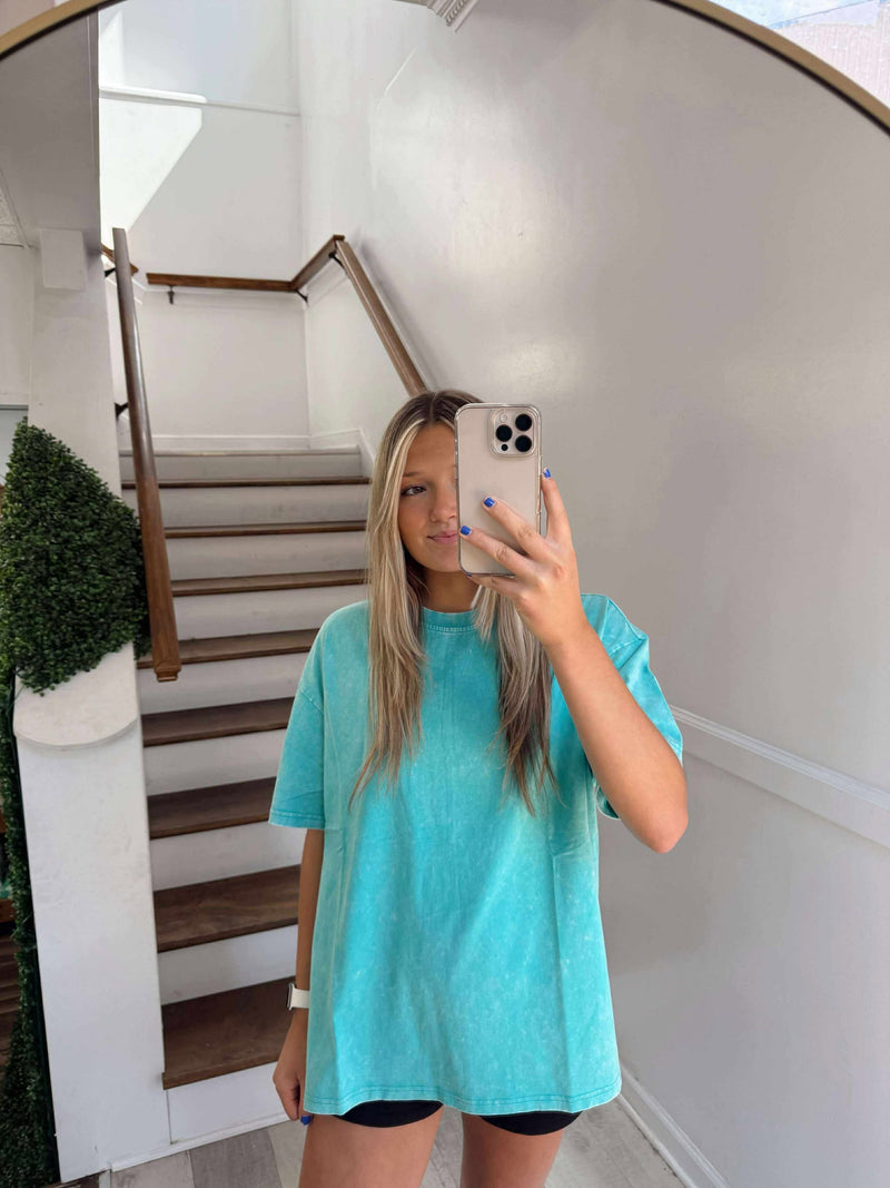 TURQUOISE BOXY TEE