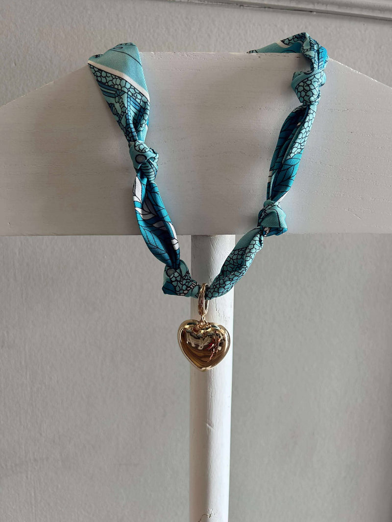 Canvas- Gabby Heart Scarf