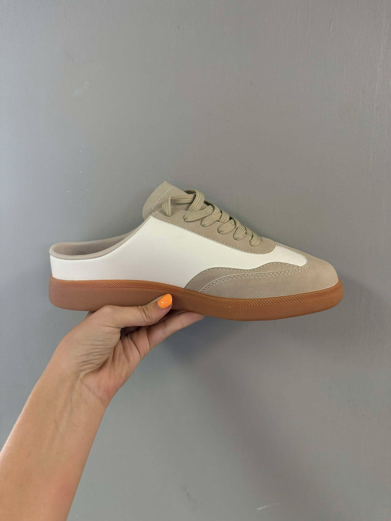 Shoe LaLa Ivory Sneaker