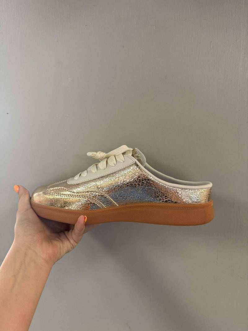 Shoe Lala Gold Sneaker