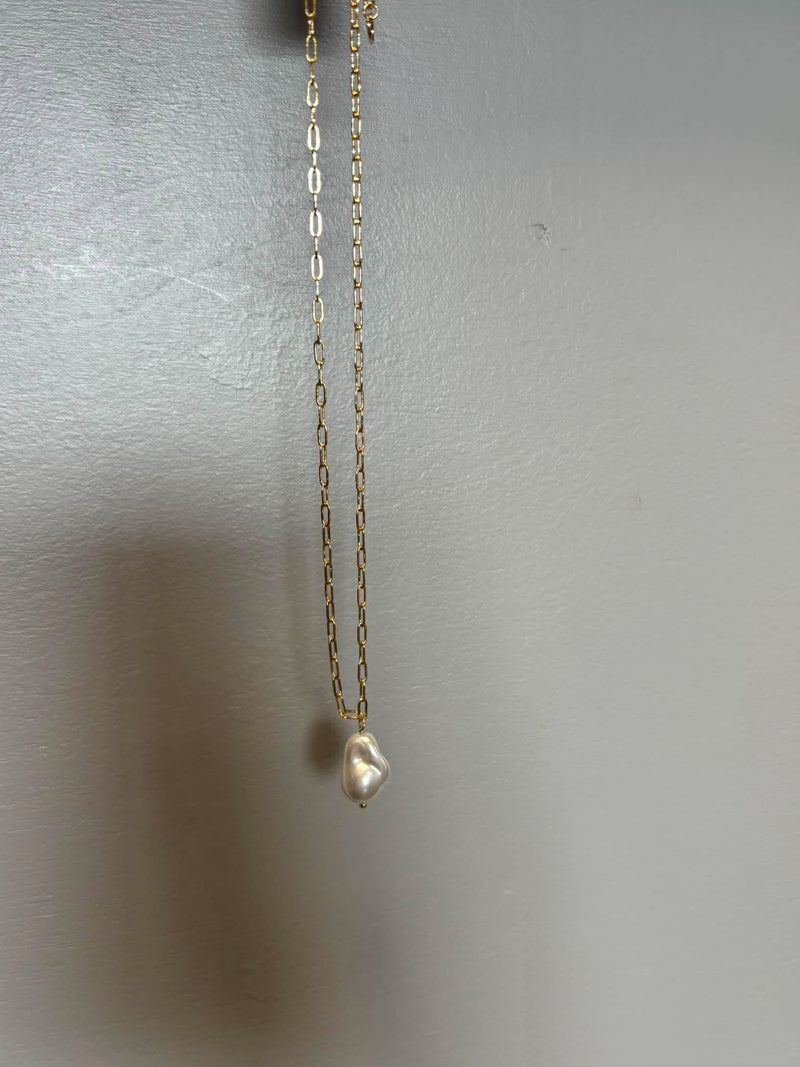Michelle McDowell- Harper Necklace
