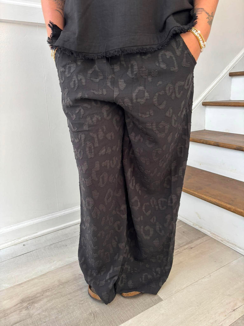 Umgee- Black Wide Leg Pants